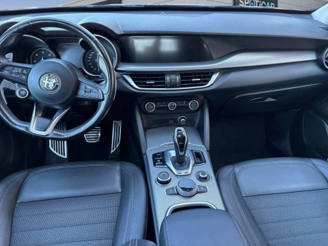 Alfa Romeo Stelvio 2.2 Diésel 140kW (190CV) Sprint+ Q4
