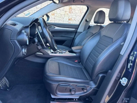 Alfa Romeo Stelvio 2.2 Diésel 140kW (190CV) Sprint+ Q4