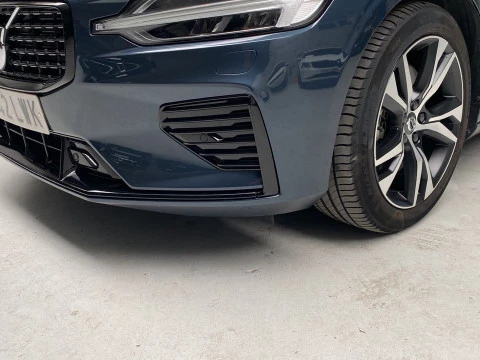 Volvo V60 familiar 2.0 T6 RECHARGE R-DESIGN AUTO 4WD 5P