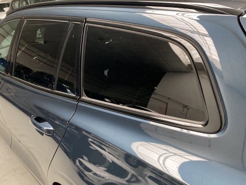 Volvo V60 familiar 2.0 T6 RECHARGE R-DESIGN AUTO 4WD 5P