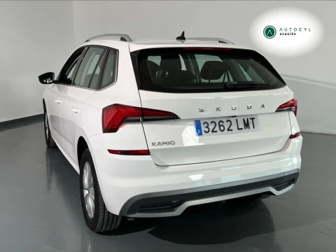 Skoda Kamiq 1.0 TSI 81kW (110CV) DSG Emotion