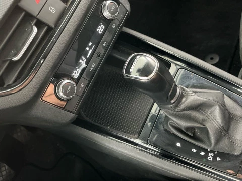 Skoda Kamiq 1.0 TSI 81kW (110CV) DSG Emotion