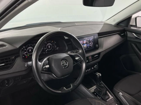 Skoda Kamiq 1.0 TSI 81kW (110CV) DSG Emotion