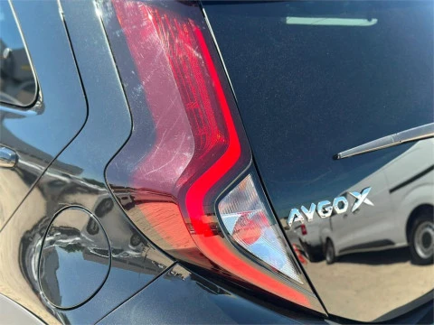 Toyota Aygo X Cross Cross Play