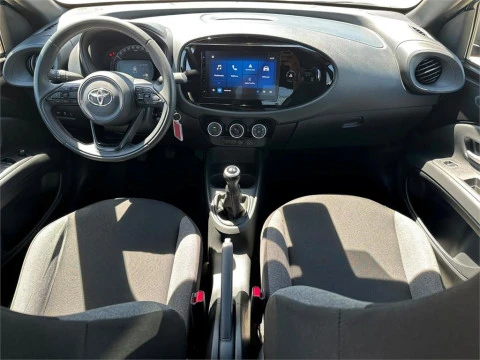 Toyota Aygo X Cross Cross Play