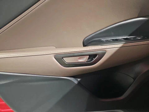 Lexus LBX 1.5 136cv HEV Elegant+