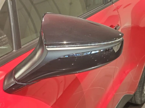 Lexus LBX 1.5 136cv HEV Elegant+