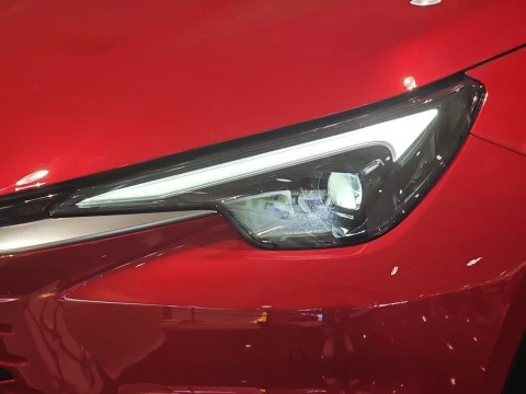 Lexus LBX 1.5 136cv HEV Elegant+