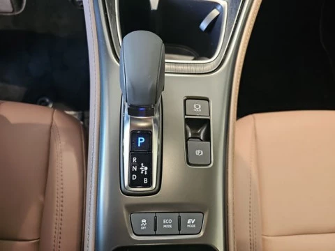 Lexus LBX 1.5 136cv HEV Elegant+