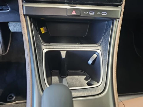 Lexus LBX 1.5 136cv HEV Elegant+