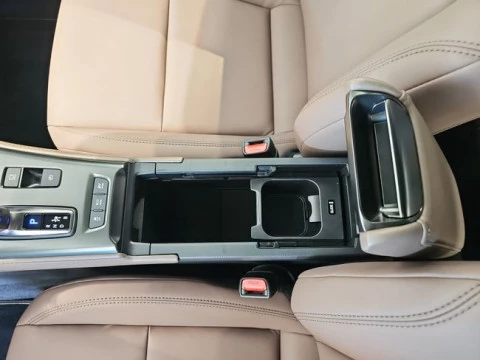 Lexus LBX 1.5 136cv HEV Elegant+