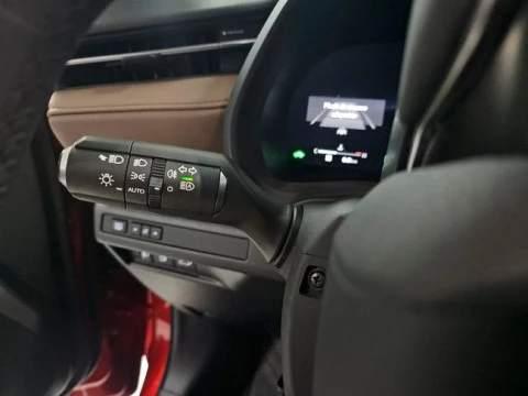 Lexus LBX 1.5 136cv HEV Elegant+