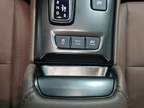 Lexus LBX 1.5 136cv HEV Elegant+