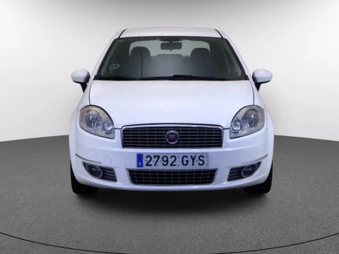 Fiat LINEA sedan 1.6 MULTIJET 16V 105BHP EMOTION 4P