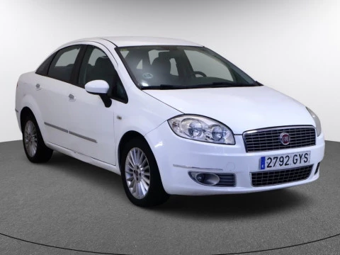 Fiat LINEA sedan 1.6 MULTIJET 16V 105BHP EMOTION 4P