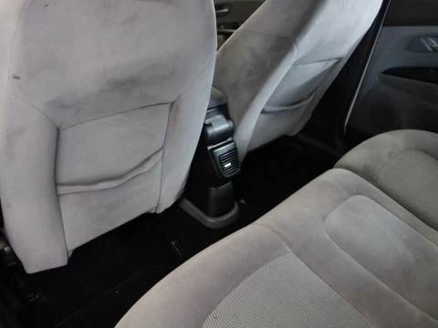 Fiat LINEA sedan 1.6 MULTIJET 16V 105BHP EMOTION 4P