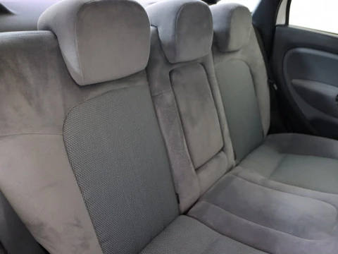 Fiat LINEA sedan 1.6 MULTIJET 16V 105BHP EMOTION 4P