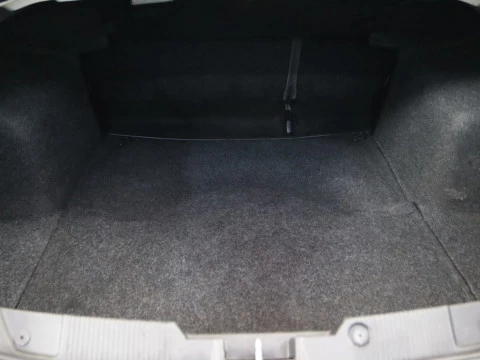 Fiat LINEA sedan 1.6 MULTIJET 16V 105BHP EMOTION 4P