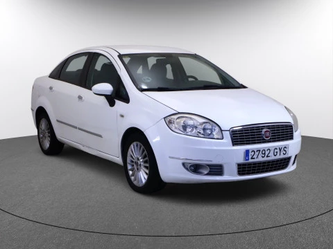 Fiat LINEA sedan 1.6 MULTIJET 16V 105BHP EMOTION 4P