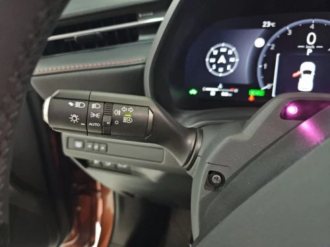 Lexus LBX 1.5 136cv HEV Elegant+ Black