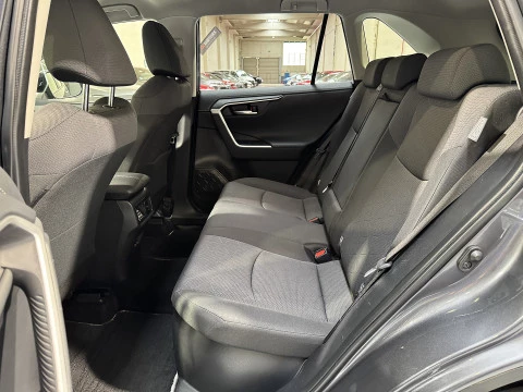 Toyota Rav4 2.5l hybrid 2WD Advance