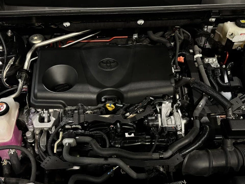 Toyota Rav4 2.5l hybrid 2WD Advance