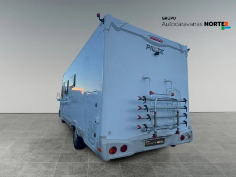 PILOTE AVENTURE AVENTURA G690