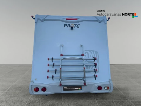 PILOTE AVENTURE AVENTURA G690