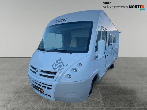 PILOTE AVENTURE AVENTURA G690