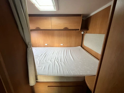 PILOTE AVENTURE AVENTURA G690