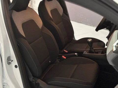 Renault Clio evolution Eco-G 100cv (74kW)
