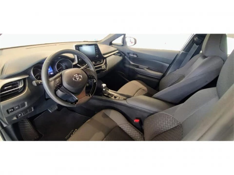 Toyota C-HR 5P Active 125H e-CVT