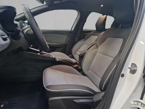 Renault Clio Techno E-Tech full hybrid 145 (103kw)