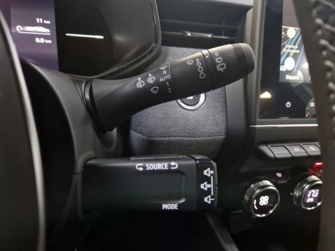 Renault Clio Techno E-Tech full hybrid 145 (103kw)