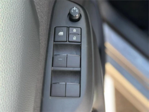 Toyota Yaris ACTIVE PLUS