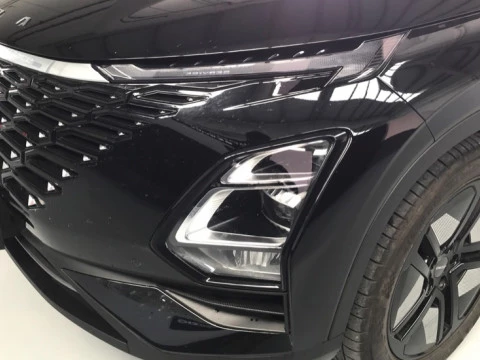 Omoda 5 MY25 - Premium 1.6 TGDI 108kW (145cv)