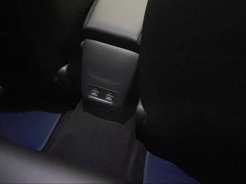 Lancia Ypsilon Edizione Limitata Cassina Hybrid 74kW