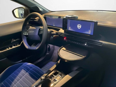 Lancia Ypsilon Edizione Limitata Cassina Hybrid 74kW