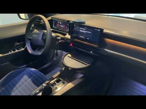 Lancia Ypsilon Edizione Limitata Cassina Hybrid 74kW