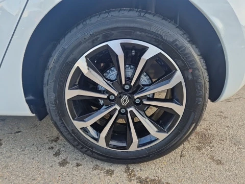 Renault Clio techno Eco-G 100cv (74kW)