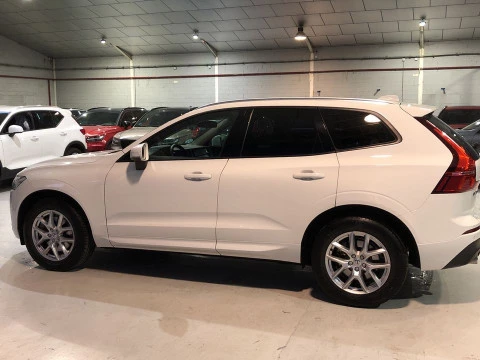 Volvo XC60 2.0 D5 MOMENTUM AUTO 4WD 5P