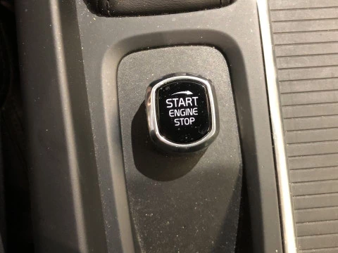 Volvo XC60 2.0 D5 MOMENTUM AUTO 4WD 5P