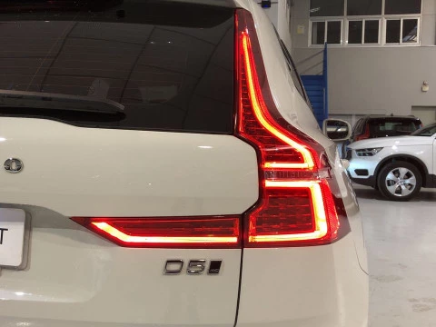 Volvo XC60 2.0 D5 MOMENTUM AUTO 4WD 5P