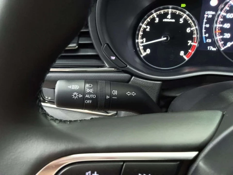 Mazda CX-30 2.5 E-SKYACTIV-G MHEV HOMURA AUTO 140 5P