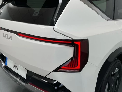 Kia EV5 Earth Long Range