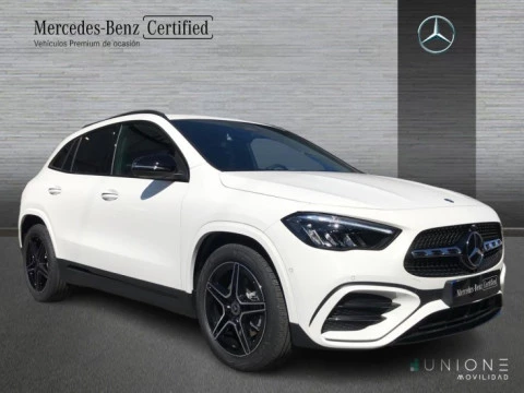 Mercedes-Benz GLA  200 d