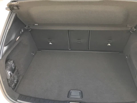 Mercedes-Benz GLA  200 d