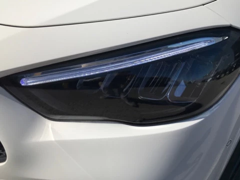 Mercedes-Benz GLA  200 d