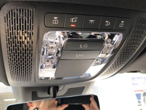 Mercedes-Benz GLA  200 d