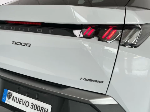 Peugeot 3008 Hybrid 1.2 107KW Allure eDCS6